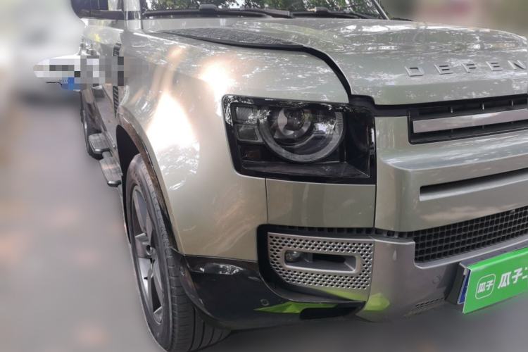 Used Land Rover Defender 2023 Facelift 110 3.0T P400 X-DYNAMIC HSE Front Right 45 Deg