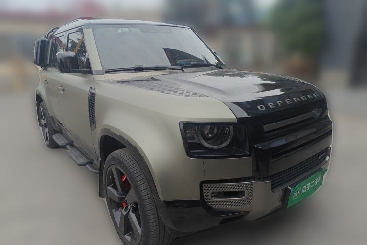 Used Land Rover Defender 2023 110 3.0T P400 X-DYNAMIC HSE Front Right 45 Deg