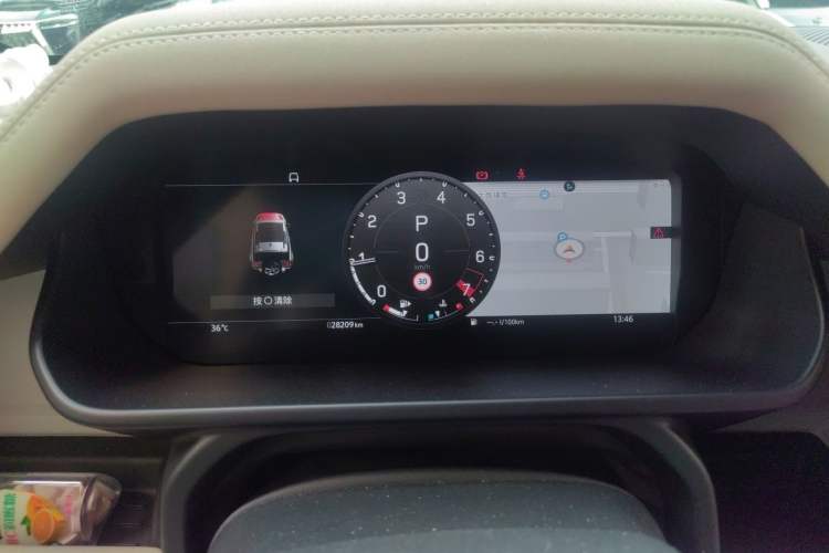 Used Land Rover Defender 2023 Facelift 90 2.0T P300 SE Instrument Cluster