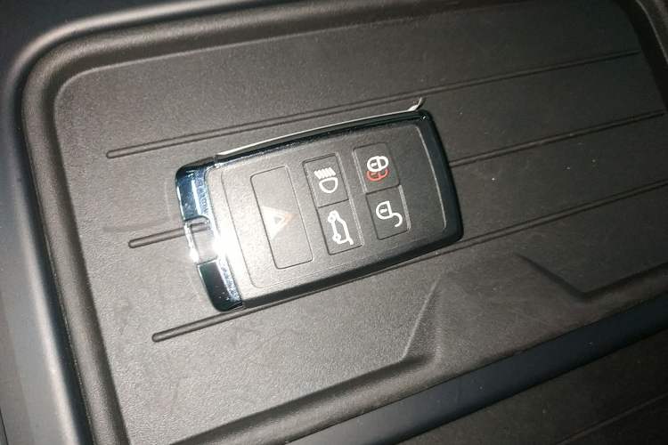 Used Land Rover Defender 2023 Facelift 110 3.0T P400 X-DYNAMIC HSE Interior 1