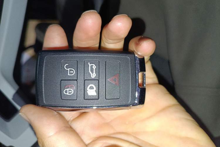 Used Land Rover Defender 2023 110 3.0T P400 X-DYNAMIC HSE Interior 1