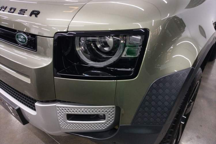 Used Land Rover Defender 2023 90 3.0T P400 Dark Edition Left Front Headlight