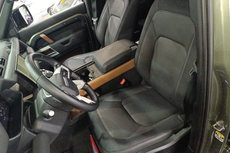 Used Land Rover Defender 2023 110 3.0T P400 X-DYNAMIC HSE Left Front Seat