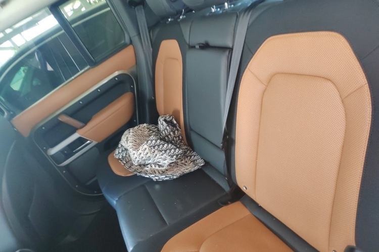 Used Land Rover Defender 2023 110 3.0T P400 Dark Edition Left Rear Seat