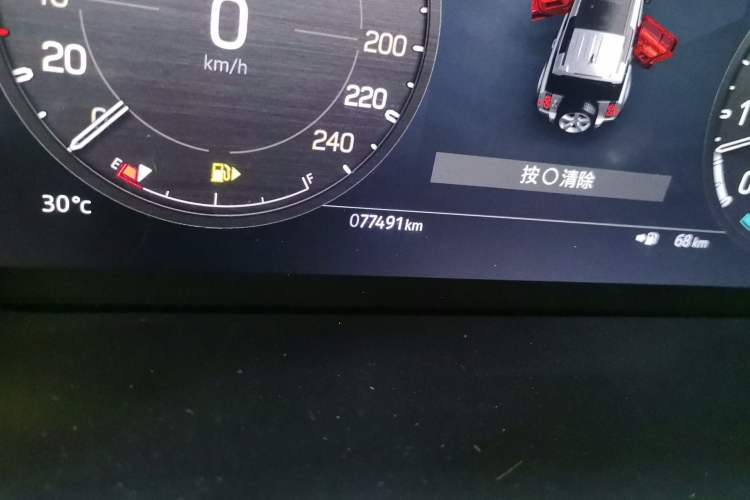 Used Land Rover Defender 2023 Facelift 110 3.0T P400 X-DYNAMIC HSE Odometer Close Up