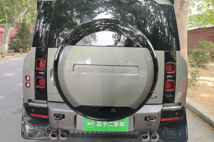 Used Land Rover Defender 2023 Facelift 110 3.0T P400 X-DYNAMIC HSE Rear