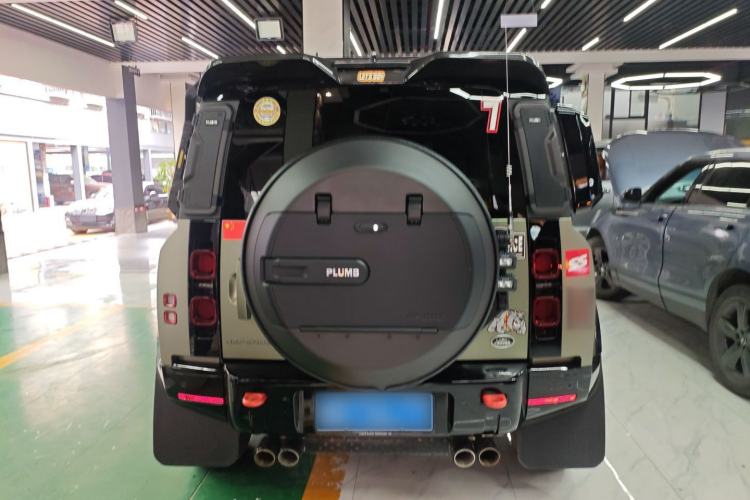 Used Land Rover Defender 2023 Facelift 90 2.0T P300 X-DYNAMIC HSE Rear
