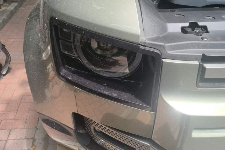 Used Land Rover Defender  Right Front Headlight