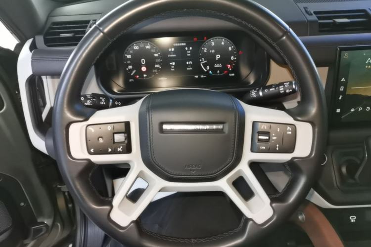 Used Land Rover Defender 2023 Facelift 110 3.0T P400 X-DYNAMIC HSE Steering Wheel