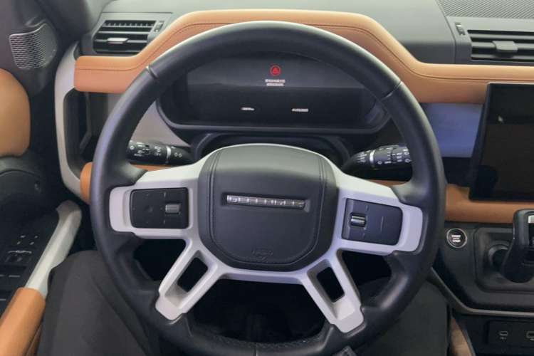 Used Land Rover Defender 2023 110 3.0T P400 Dark Edition Steering Wheel