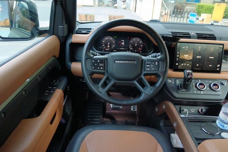 Used Land Rover Defender 2023 110 3.0T P400 X Steering Wheel