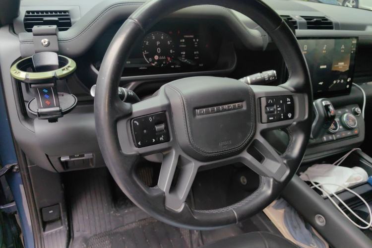 Used Land Rover Defender 2023 110 3.0T P400 X-DYNAMIC HSE Steering Wheel
