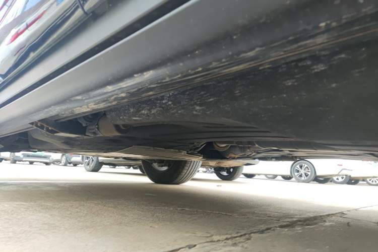 Used Land Rover Defender 2023 Facelift 110 3.0T P400 X-DYNAMIC HSE Chassis Rear Left