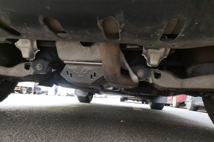 Used Land Rover Defender 2023 Facelift 110 3.0T P400 Dark Edition Chassis Rear