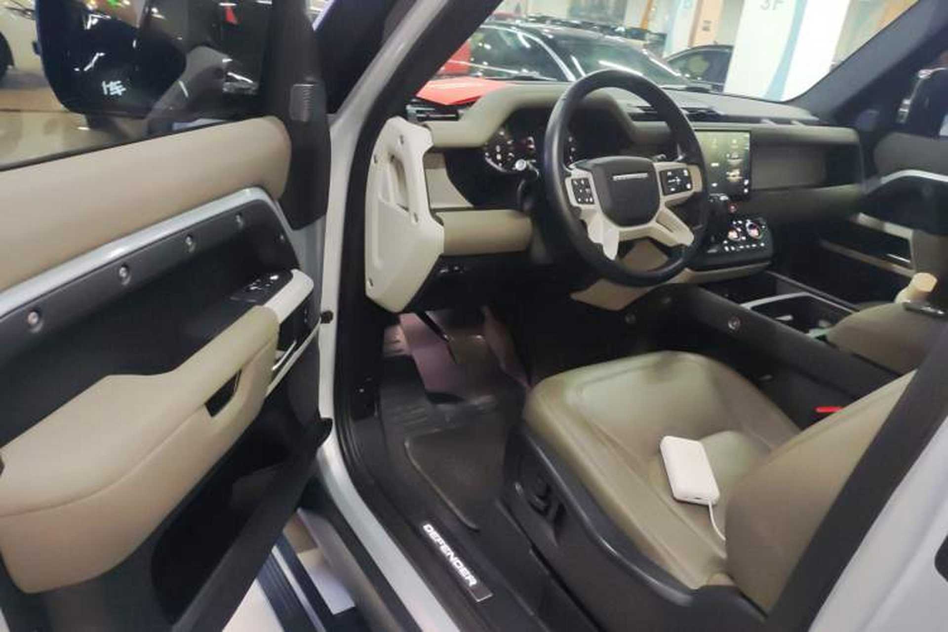 Used Land Rover Defender 2023 90 3.0T P400 XS Driver Seat