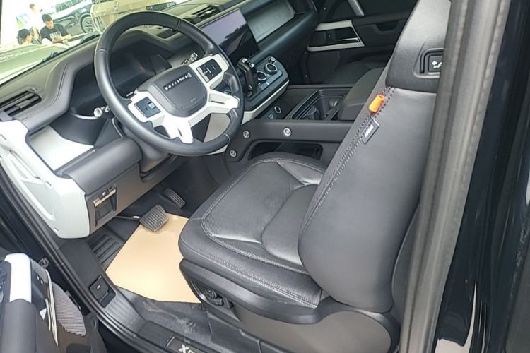 Used Land Rover Defender 2023 90 2.0T P300 X-DYNAMIC HSE Driver Seat