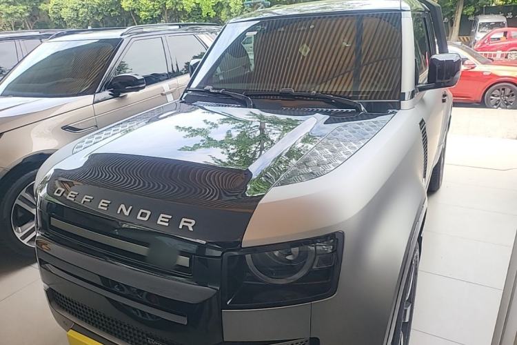 Used Land Rover Defender 2023 90 2.0T P300 X-DYNAMIC HSE Front