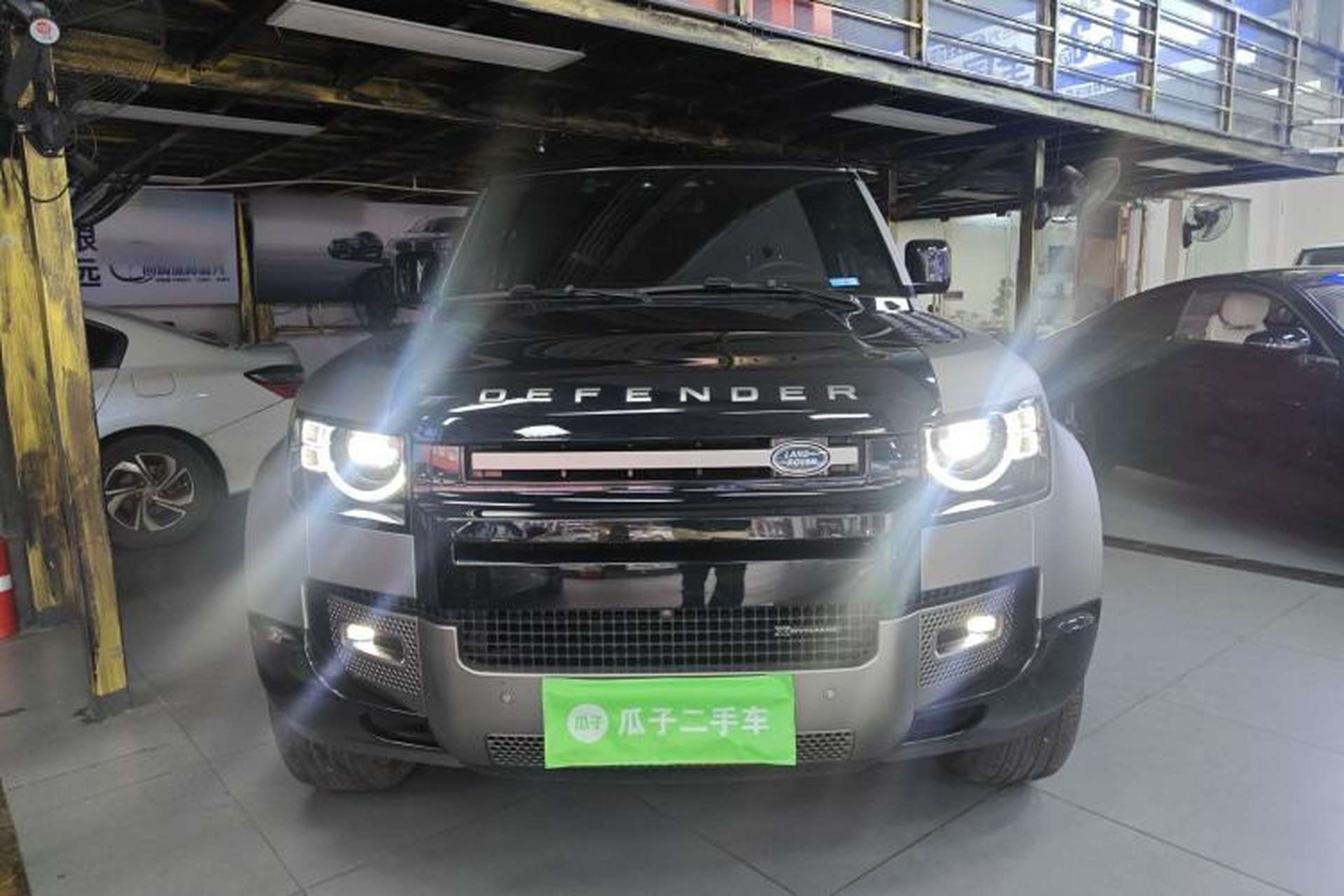 Used Land Rover Defender 2023 90 2.0T P300 X-DYNAMIC HSE Front