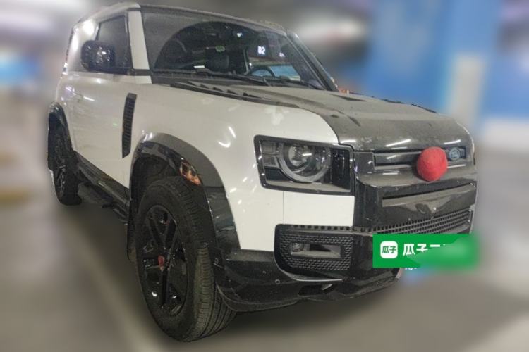 Used Land Rover Defender 2023 Facelift 90 3.0T P400 XS Front Right 45 Deg