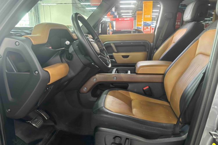 Used Land Rover Defender 2023 Facelift 110 3.0T P400 X Interior 1
