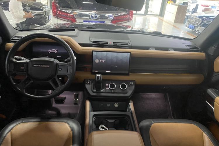 Used Land Rover Defender 2023 Facelift 110 3.0T P400 X Interior 3