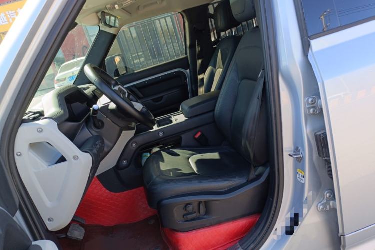 Used Land Rover Defender 2023 110 3.0T P400 75th Anniversary Legend Edition Left Front Seat