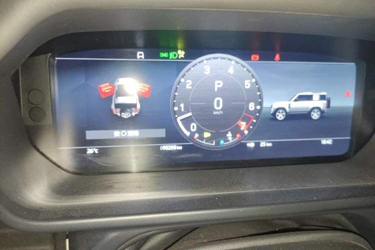 Used Land Rover Defender 2023 Facelift 90 3.0T P400 XS Odometer Close Up