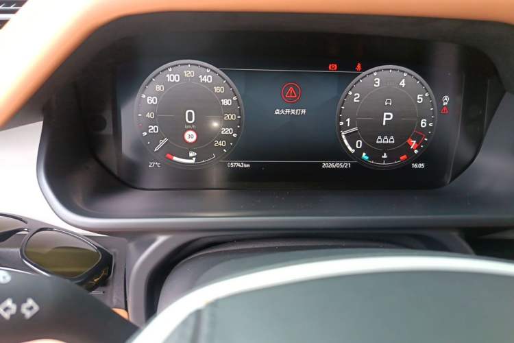 Used Land Rover Defender 2023 Facelift 110 3.0T P400 Dark Edition Odometer Close Up