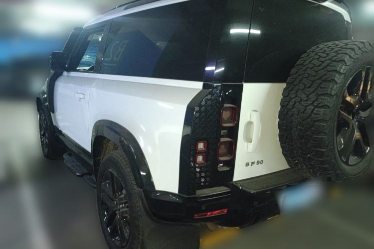 Used Land Rover Defender 2023 Facelift 90 3.0T P400 XS Rear Left 45 Deg