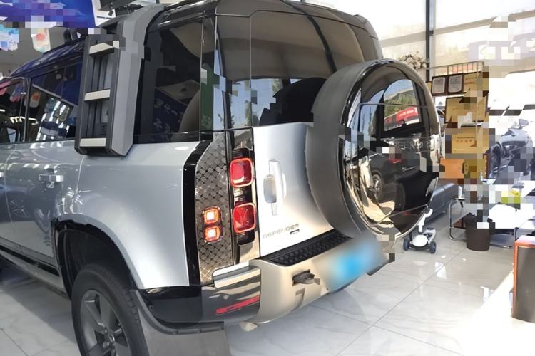 Used Land Rover Defender 2023 110 3.0T P400 Dark Edition Rear