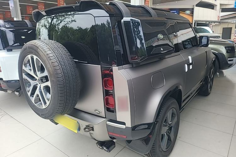 Used Land Rover Defender 2023 90 2.0T P300 X-DYNAMIC HSE Rear Right 45 Deg