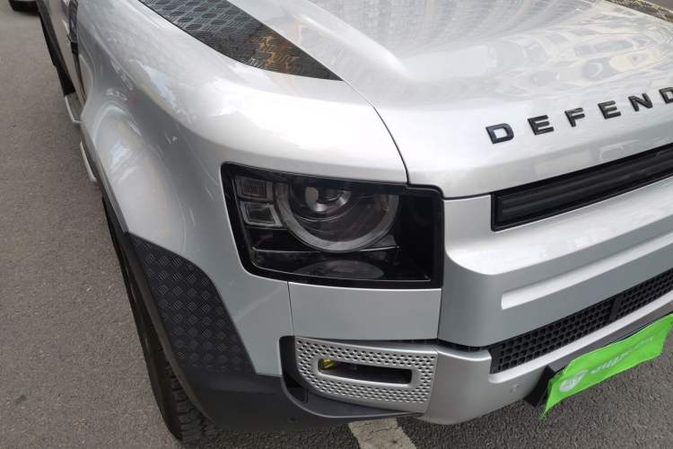 Used Land Rover Defender 2023 Facelift 110 3.0T P400 Dark Edition Right Front Headlight