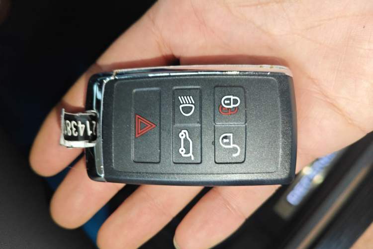 Used Land Rover Defender 2023 110 3.0T P400 X-DYNAMIC HSE Vehicle Key