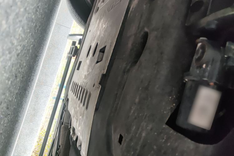 Used Land Rover Defender 2023 Facelift 110 3.0T P400 X-DYNAMIC HSE Chassis Front Left