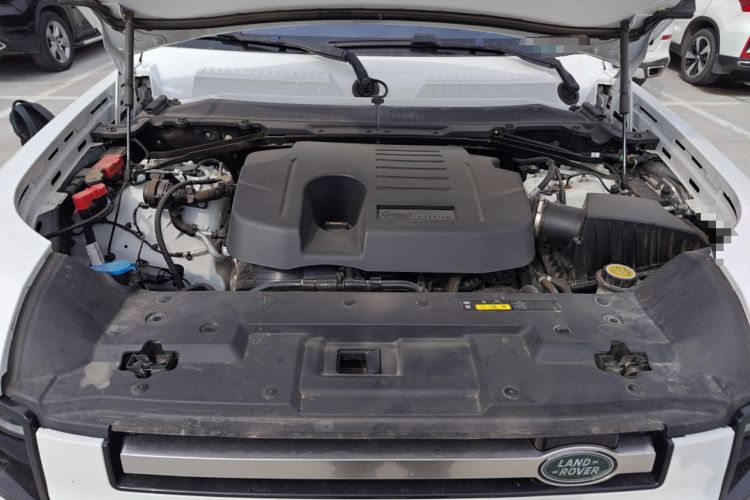 Used Land Rover Defender 2023 130 3.0T P400 HSE Engine Bay