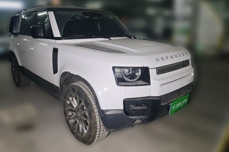 Used Land Rover Defender 2023 110 3.0T P400 X-DYNAMIC HSE Front Right 45 Deg