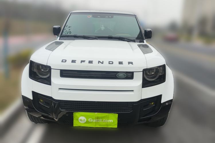 Used Land Rover Defender 2023 Facelift 110 3.0T P400 X-DYNAMIC HSE Front