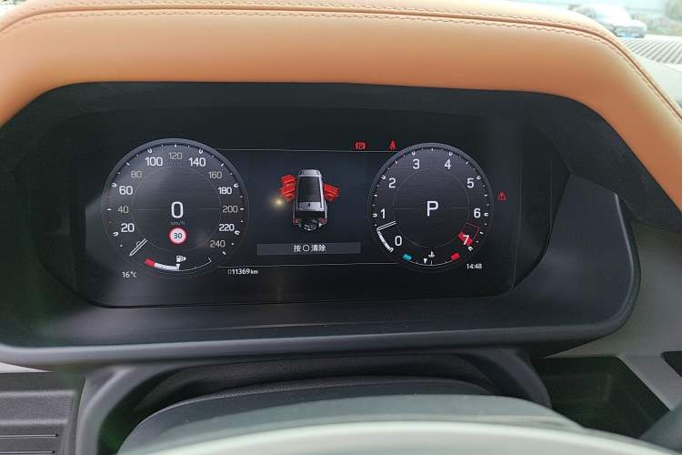 Used Land Rover Defender 2023 130 3.0T P400 HSE Instrument Cluster