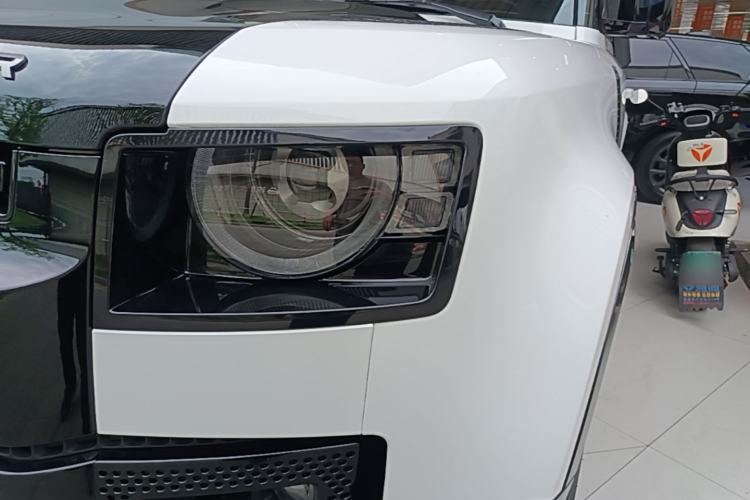 Used Land Rover Defender 2023 Facelift 90 2.0T P300 X-DYNAMIC HSE Left Front Headlight