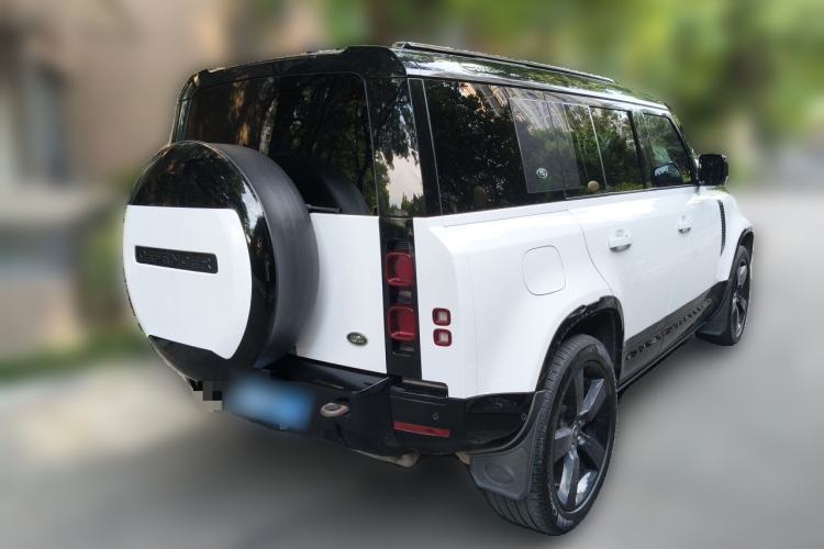Used Land Rover Defender 2023 Facelift 110 3.0T P400 X-DYNAMIC HSE Rear Right 45 Deg