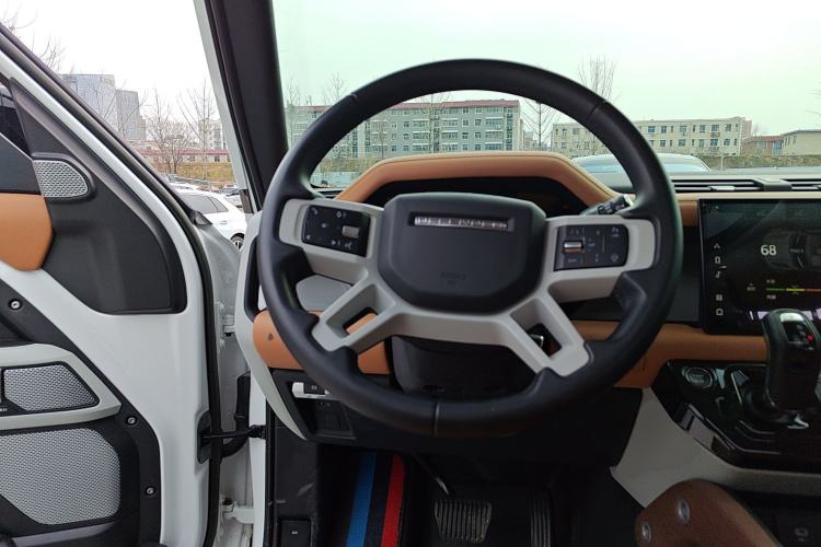 Used Land Rover Defender 2023 130 3.0T P400 HSE Steering Wheel