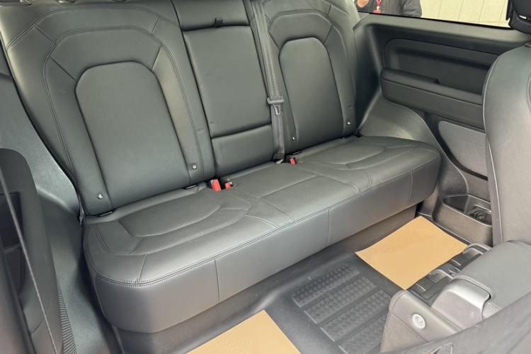 Used Land Rover Defender 2023 Facelift 90 3.0T P400 XS Exterior 1