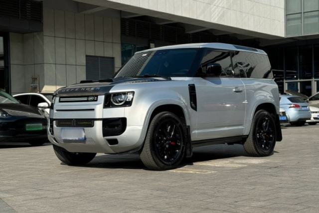 Used Land Rover Defender 2023 Facelift 90 3.0T P400 XS