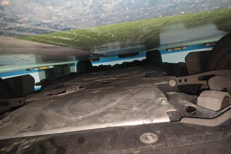 Used Land Rover Defender 2024 110 3.0T P400 X-DYNAMIC HSE Chassis Front