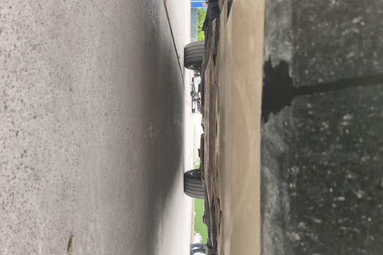 Used Land Rover Defender  Chassis Front