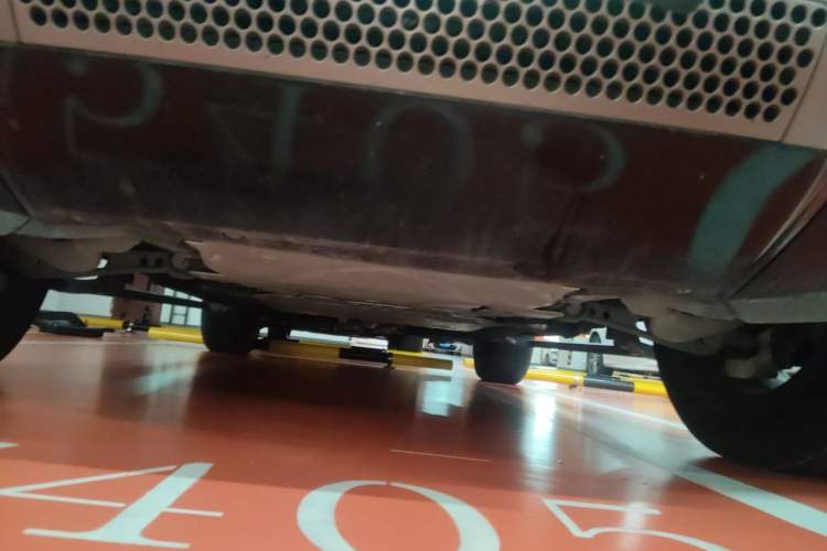 Used Land Rover Defender 2024 110 3.0T P400 X-DYNAMIC HSE Chassis Front