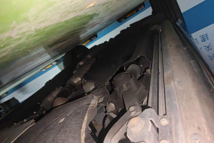 Used Land Rover Defender 2024 110 3.0T P400 X-DYNAMIC HSE Chassis Front Right