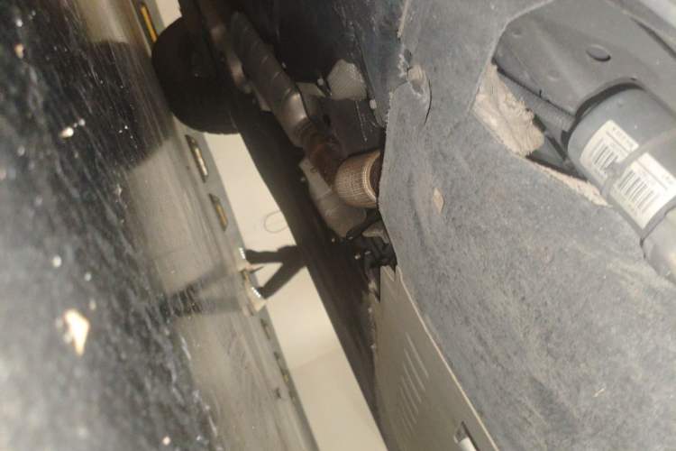 Used Land Rover Defender 2024 110 3.0T P400 Dark Edition Chassis Front Right