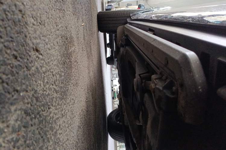 Used Land Rover Defender 2024 110 3.0T P400 X-DYNAMIC HSE Chassis Front Right