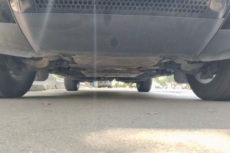 Used Land Rover Defender 2024 90 3.0T P400 HSE Chassis Front